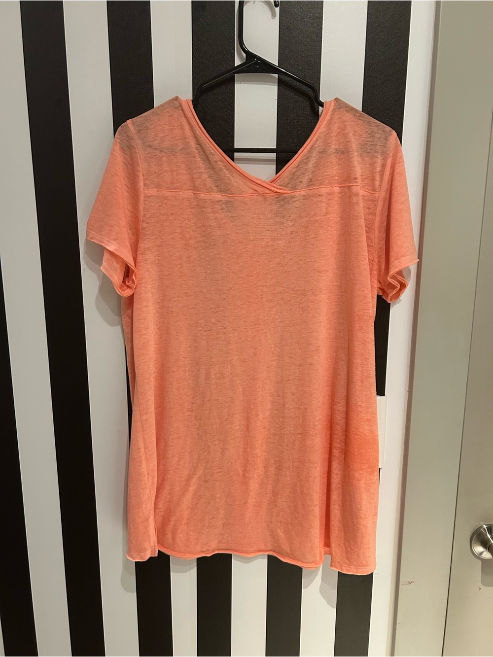 Time and Tru Coral V-Neck Short Sleeve Tee